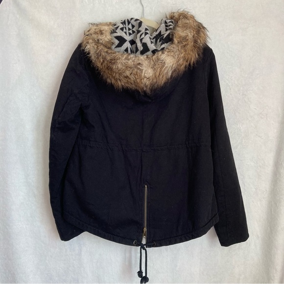 Reversible BB Dakota Jacket, Large - Picture 2 of 4